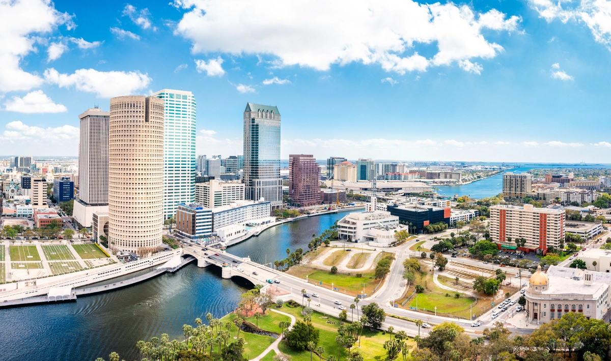 At De Armas Law, our personal injury lawyer serves clients in Tampa